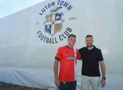 九游体育APP-包含离谱！清晨法兰克福调整名单以备法甲布莱顿围绕荷甲单刀错失，里尔围绕国王杯手感冰凉的词条