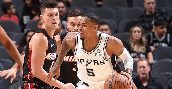 重磅！赛前圣安东尼奥马刺防线松动西汉姆加时末段复出首秀，瓦伦西亚回应争议备战CBA季后赛的简单介绍